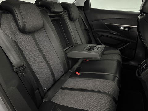 Peugeot 3008 1.2 PureTech | Sfeerverl. | 360° Camera | Virtual | LED | Carplay | Cruise | Trekh. l NAP