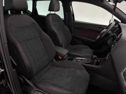 SEAT Ateca 1.5 TSI FR | 360° | Panoramadak | LED | Trekhaak | Virtual Cockpit | Sfeerver. | Carplay
