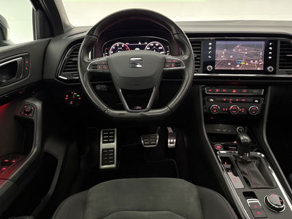SEAT Ateca 1.5 TSI FR | 360° | Panoramadak | LED | Trekhaak | Virtual Cockpit | Sfeerver. | Carplay