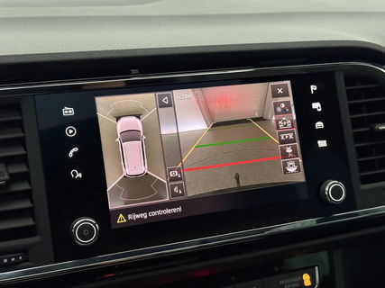 SEAT Ateca 1.5 TSI FR | 360° | Panoramadak | LED | Trekhaak | Virtual Cockpit | Sfeerver. | Carplay