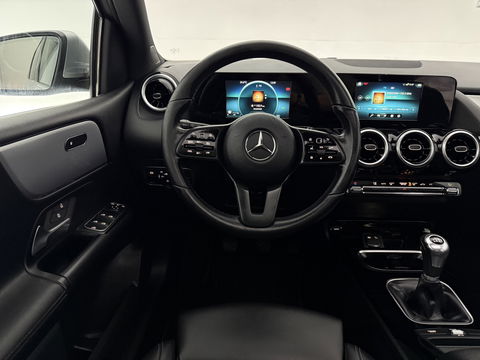 Mercedes-Benz B-Klasse 200 | Pano | Virtual | Camera | Cruise | LED | Stoelverw.