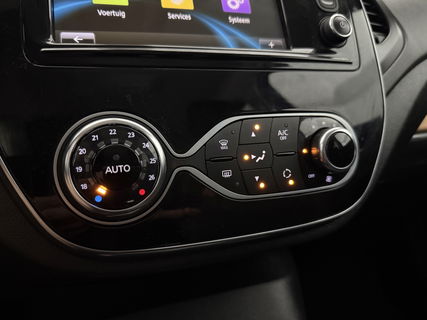 Renault Captur 0.9 TCe Intens | LED | Clima | Cruise | Navigatie | 17''LMV | Orig. NL