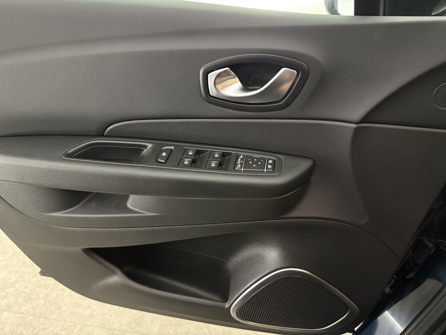 Renault Captur 0.9 TCe Intens | LED | Clima | Cruise | Navigatie | Carplay