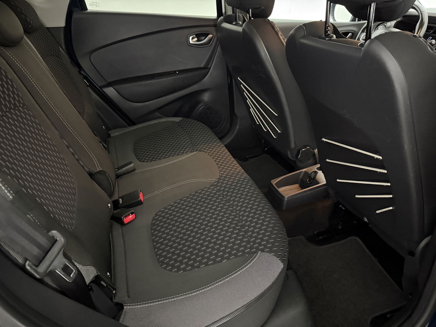 Renault Captur 0.9 TCe Intens | LED | Clima | Cruise | Navigatie | Carplay