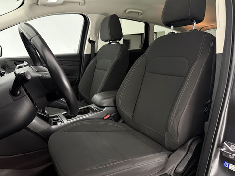 Ford Kuga 1.5 EcoBoost Titanium | LED | Stuur/Stoelverw. l Carplay | Clima | Cruise | Navigatie | Parkeersens.