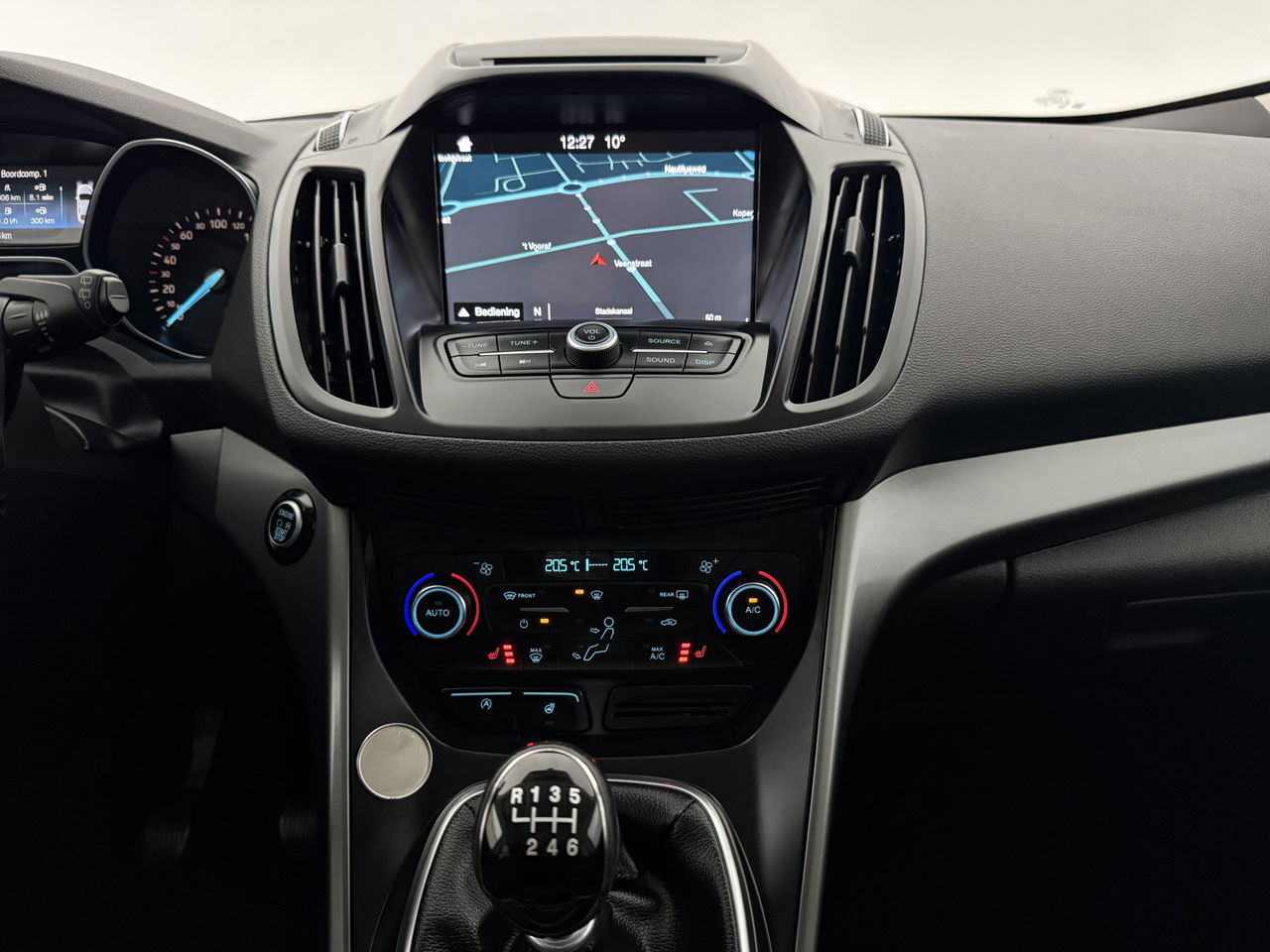 Ford Kuga 1.5 EcoBoost Titanium | LED | Carplay | Clima | Cruise | Navigatie | Parkeersens.