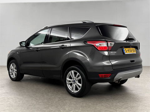 Ford Kuga 1.5 EcoBoost Titanium | LED | Stuur/Stoelverw. l Carplay | Clima | Cruise | Navigatie | Parkeersens.
