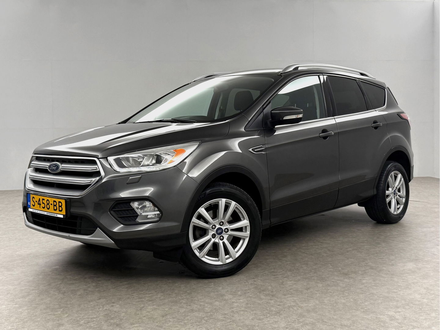 Ford Kuga 1.5 EcoBoost Titanium | LED | Stuur/Stoelverw. l Carplay | Clima | Cruise | Navigatie | Parkeersens.