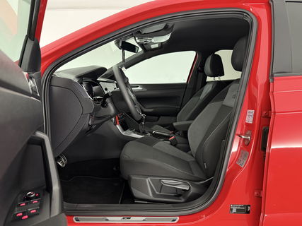 Volkswagen Polo 1.0 TSI 116PK R-line | LED | Virtual Cockpit | Adaptive Cruise | Carplay | Camera | Parkeersens.