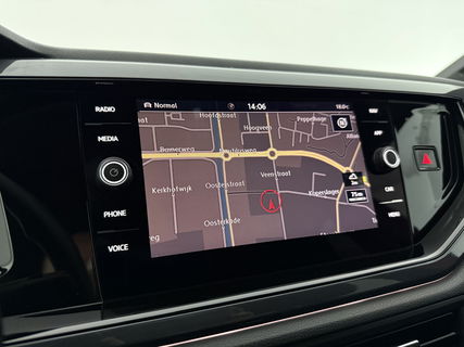 Volkswagen Polo 1.0 TSI 116PK R-line | LED | Virtual Cockpit | Adaptive Cruise | Carplay | Camera | Parkeersens.