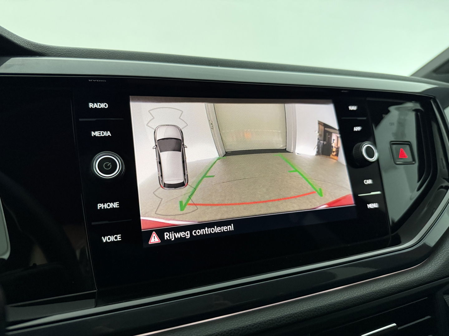 Volkswagen Polo 1.0 TSI 116PK R-line | LED | Virtual | Adaptive Cruise | Carplay | Camera | Parkeersens. | NAP