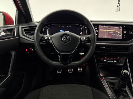 Volkswagen Polo 1.0 TSI 116PK R-line | LED | Virtual Cockpit | Adaptive Cruise | Carplay | Camera | Parkeersens.