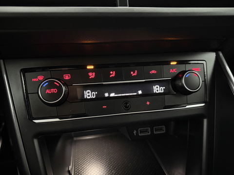 Volkswagen Polo 1.0 TSI 116PK R-line | LED | Virtual | Adaptive Cruise | Carplay | Camera | Parkeersens. | NAP