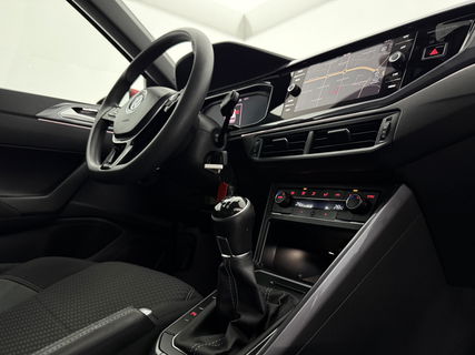 Volkswagen Polo 1.0 TSI 116PK R-line | LED | Virtual Cockpit | Adaptive Cruise | Carplay | Camera | Parkeersens.