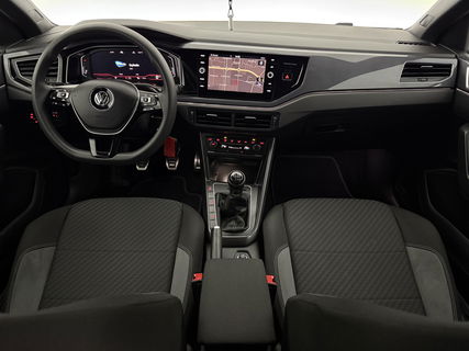 Volkswagen Polo 1.0 TSI 116PK R-line | LED | Virtual Cockpit | Adaptive Cruise | Carplay | Camera | Parkeersens.