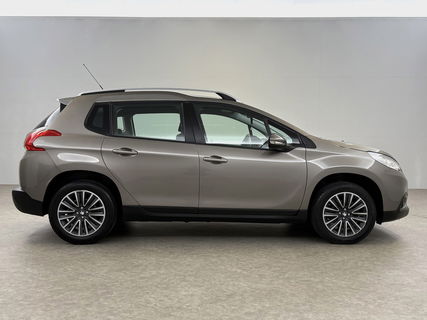 Peugeot 2008 1.2 PureTech | Panoramadak | LED | Trekhaak | Airco | Navigatie | Parkeersensoren | 16"LMV