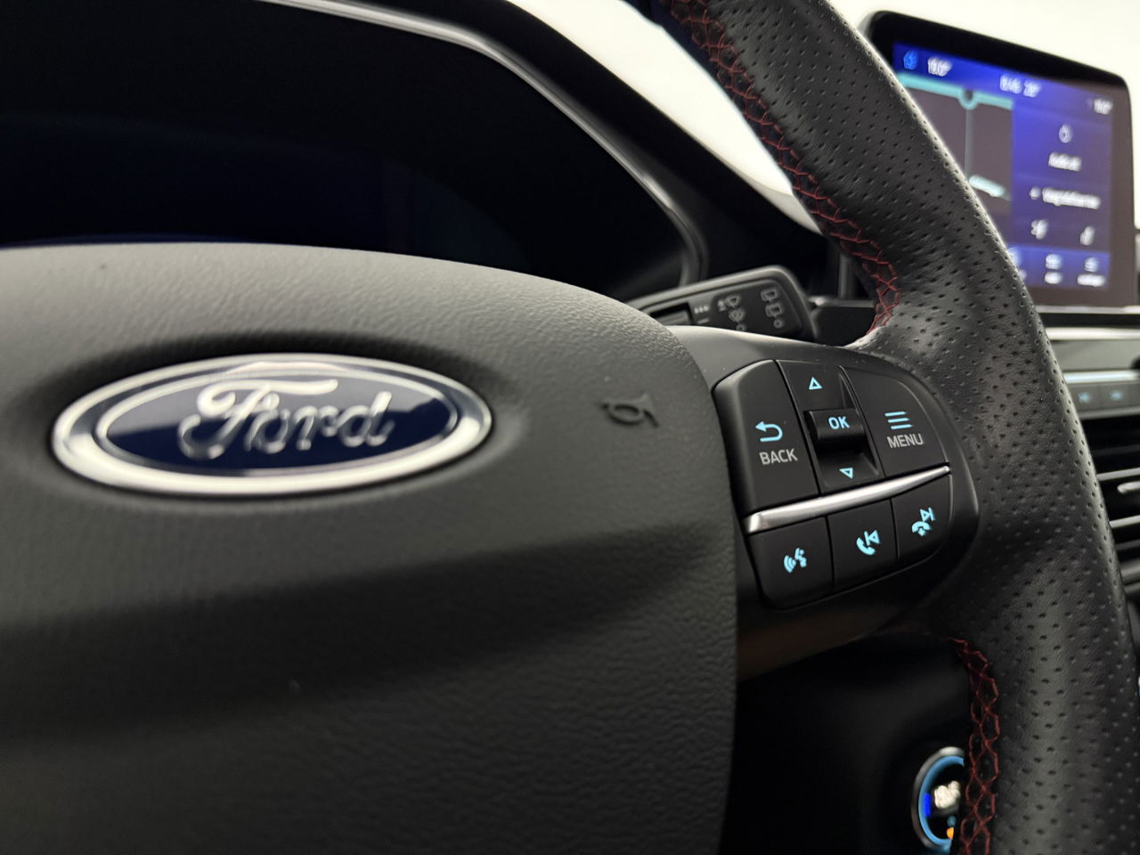 Ford Kuga 2.5 PHEV 209PK ST-Line X | Pano | B&O | Virtual | Carplay | Trekhaak | Cruise | Orig. NL