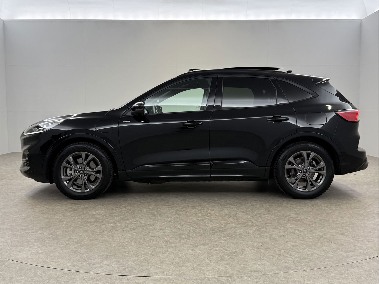 Ford Kuga 2.5 PHEV ST-Line X | Pano | B&O | Virtual | Carplay | Trekh. | Cruise | NAP
