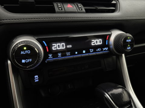 Toyota RAV4 2.5 Hybrid Bi-Tone LED | Carplay | Clima | Cruise | Parkeersens. | NAP