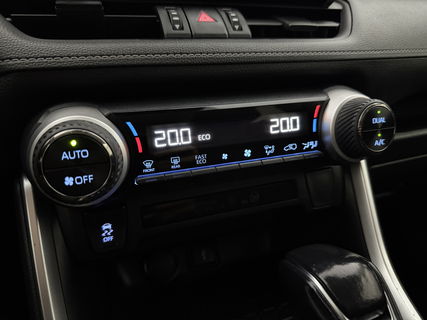 Toyota RAV4 2.5 Hybrid Bi-Tone LED | Carplay | Clima | Cruisecontrol | Parkeersensoren | 17"LMV