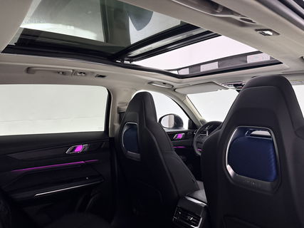 Lynk Co 01 1.5 | 360 Camera | Memory Seat | Panoramadak | Sfeerverl. | Virtual Cockpit | Carplay