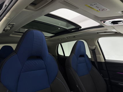 Lynk Co 01 1.5 | 360 Camera | Memory Seat | Panoramadak | Sfeerverl. | Virtual Cockpit | Carplay