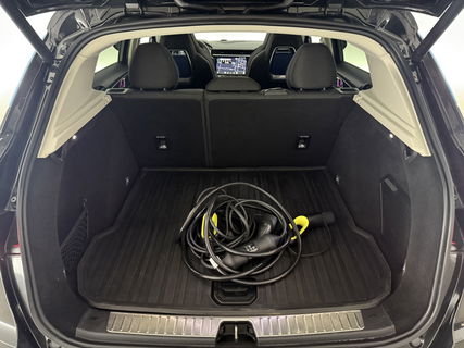 Lynk Co 01 1.5 | 360 Camera | Memory Seat | Panoramadak | Sfeerverl. | Virtual Cockpit | Carplay