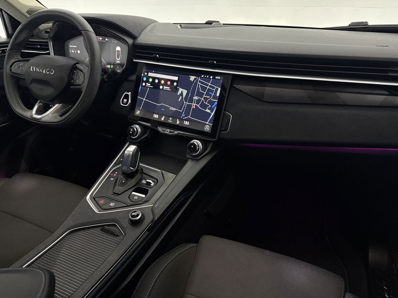 Lynk Co 01 1.5 | 360 Camera | Memory Seat | Panoramadak | Sfeerverl. | Virtual Cockpit | Carplay
