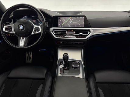 BMW 3-serie 330e xDrive Touring M-Sport 259PK | Pano | H/K | Trekh | Sfeerver. | Virtual | Carplay | LED