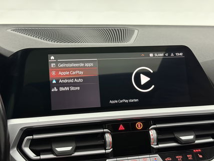 BMW 3-serie 330e xDrive Touring M-Sport 259PK | Pano | H/K | Trekh | Sfeerver. | Virtual | Carplay | LED