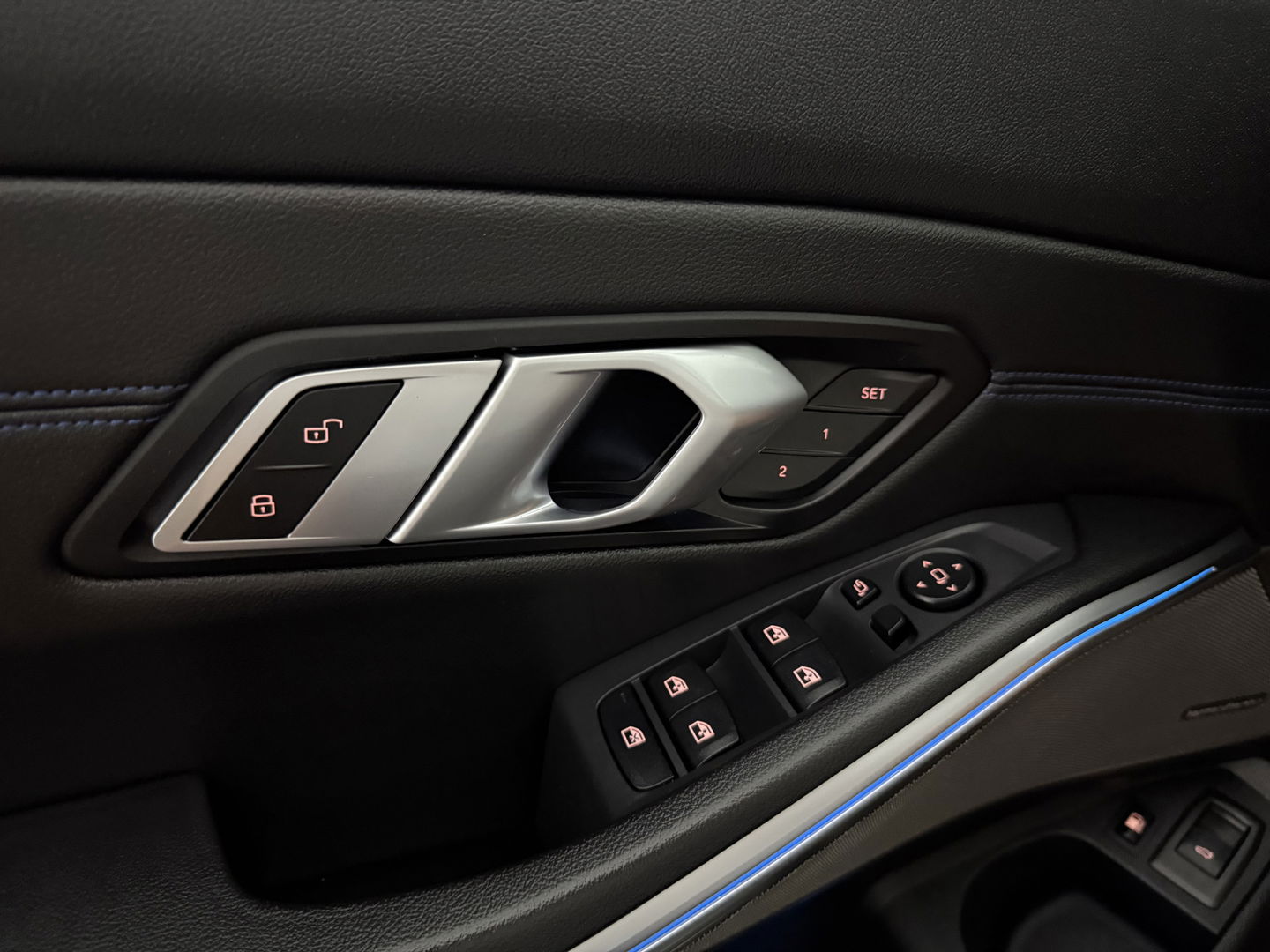 BMW 3-serie 330e xDrive Touring M-Sport 259PK | Pano | H/K | Trekh | Sfeerver. | Virtual | Carplay | LED l Adaptive l Stoelverw.