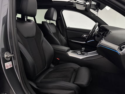 BMW 3-serie 330e xDrive Touring M-Sport 259PK | Pano | H/K | Trekh | Sfeerver. | Virtual | Carplay | LED
