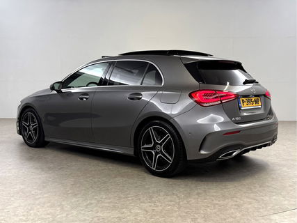 Mercedes-Benz A-Klasse 180 AMG | Pano | Virtual | Sfeerverl. | Carplay | Cruise | LED | Parkeersens.