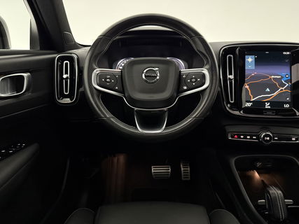 Volvo XC40 1.5 T5 Recharge Inscription | Pano | Virtual | Camera | Carplay | Leder | Cruise | LED