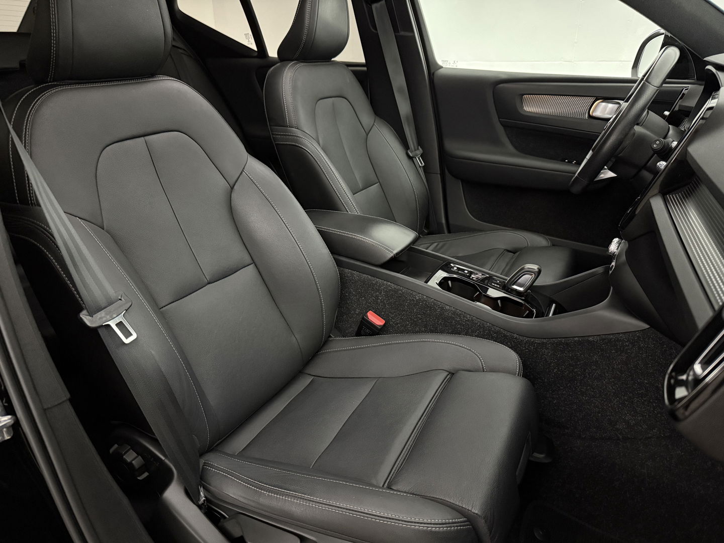 Volvo XC40 1.5 T5 Recharge Inscription 262PK | Pano | Virtual | Camera | Carplay | Leder | Cruise | LED