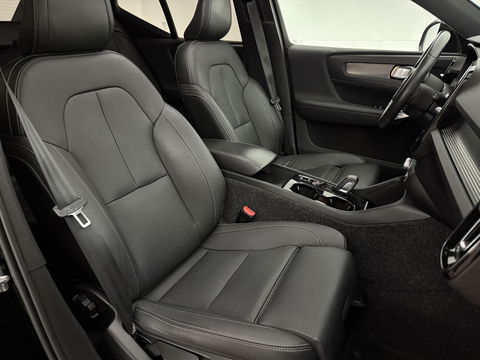 Volvo XC40 1.5 T5 Recharge Inscription 262PK | Pano | Virtual | Camera | Carplay | Leder | Cruise | LED