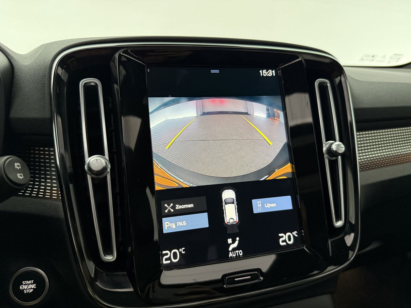Volvo XC40 1.5 T5 Recharge Inscription 262PK | Pano | Virtual | Camera | Carplay | Leder | Cruise | LED