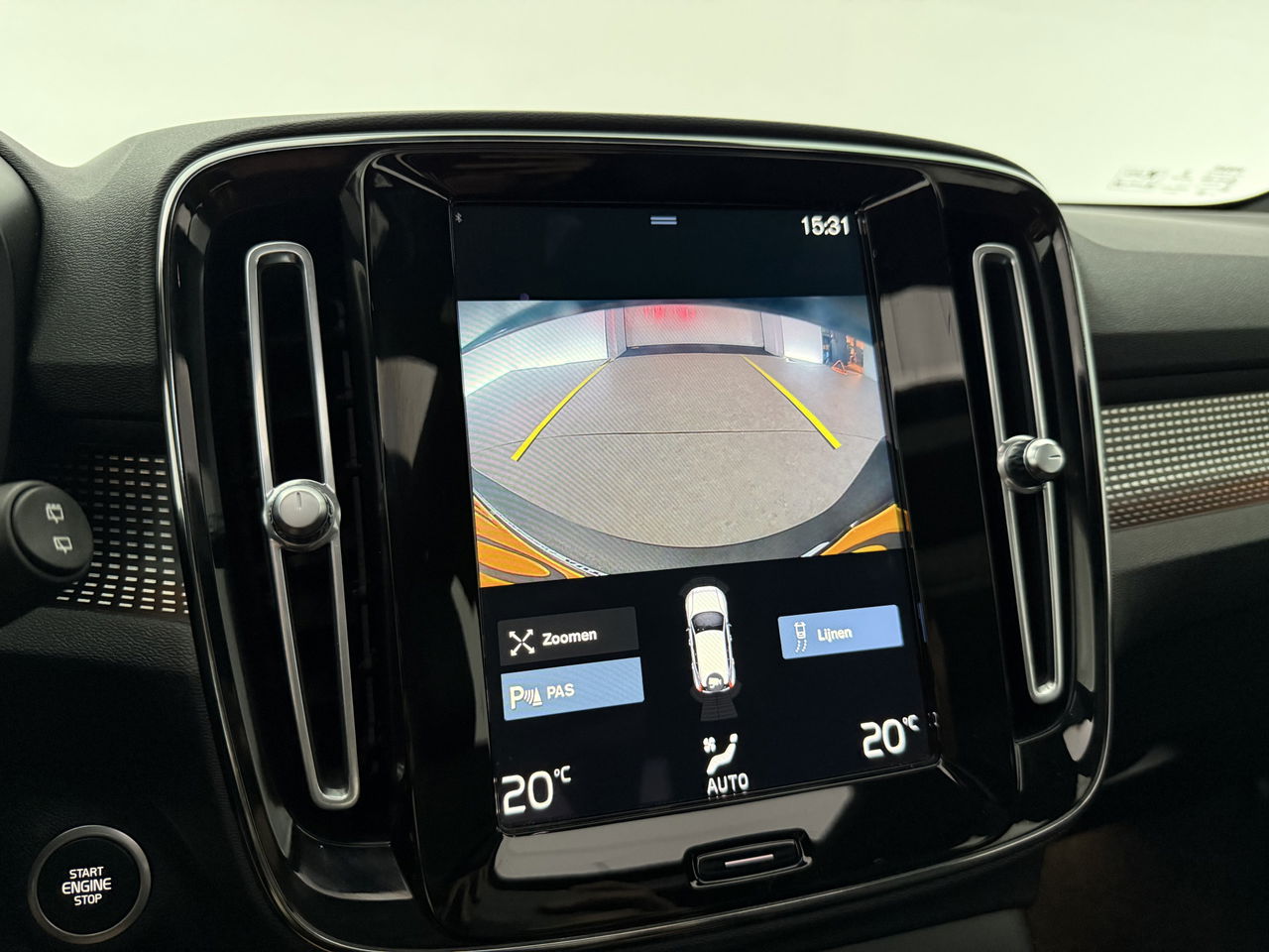 Volvo XC40 1.5 T5 Recharge Inscription | Pano | Virtual | Camera | Carplay | Leder | Cruise | LED
