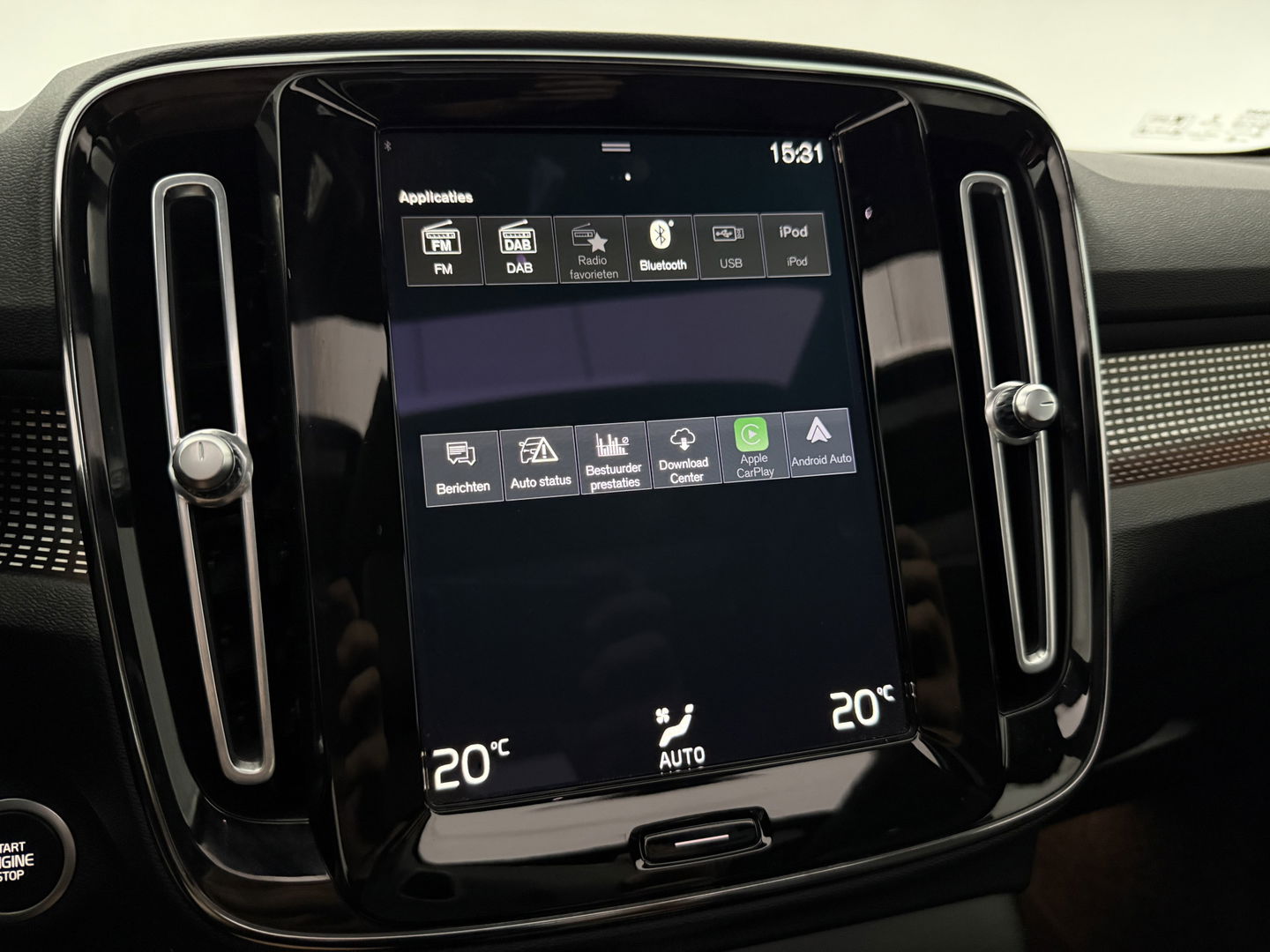 Volvo XC40 1.5 T5 Recharge Inscription 262PK | Pano | Virtual | Camera | Carplay | Leder | Cruise | LED
