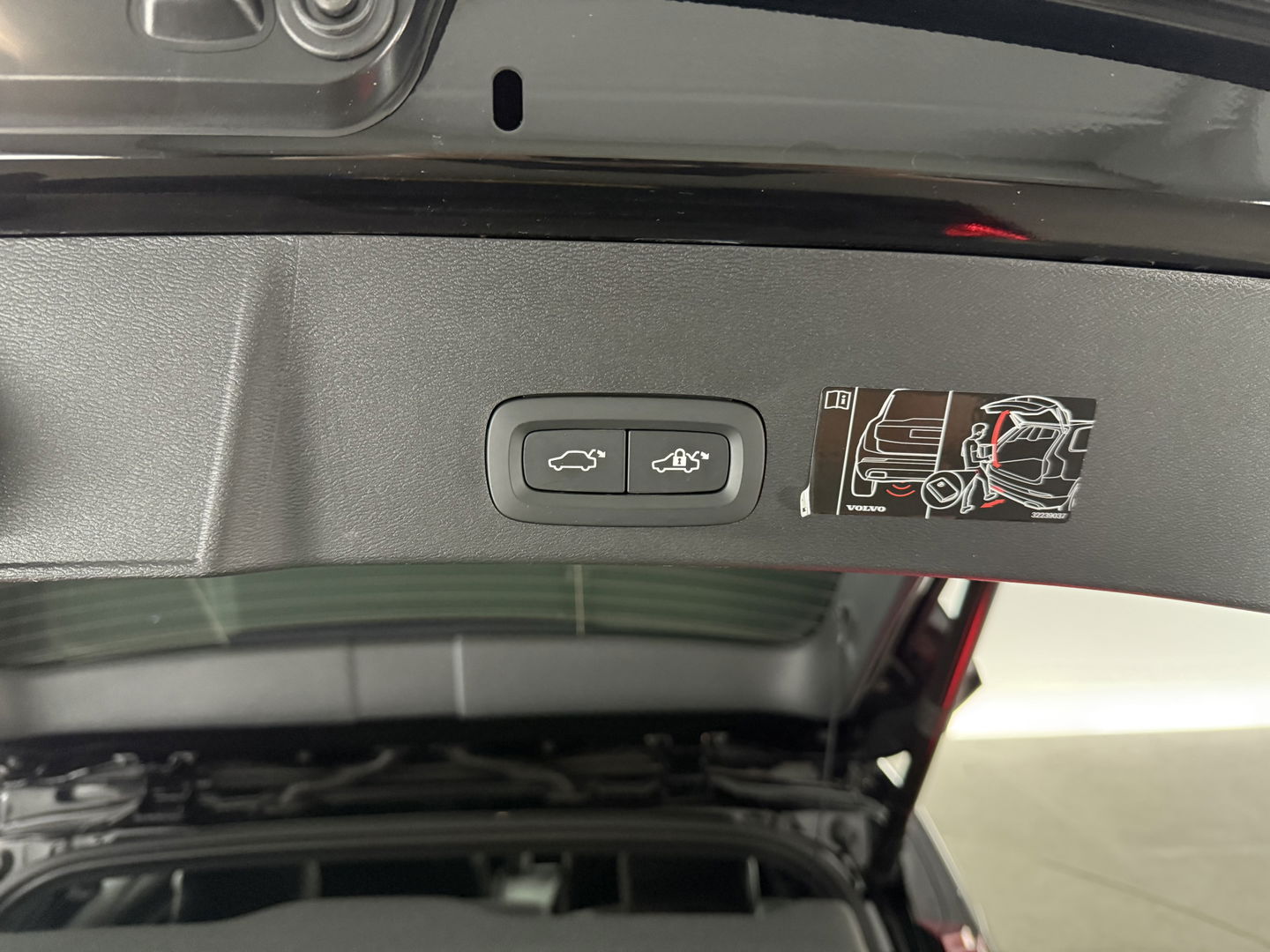 Volvo XC40 1.5 T5 Recharge R-Design | Pano | Virtual | Camera | Carplay | Leder | Cruise | LED