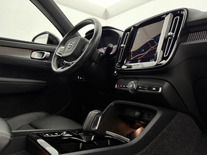 Volvo XC40 1.5 T5 Recharge Inscription | Pano | Virtual | Camera | Carplay | Leder | Cruise | LED