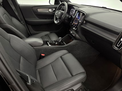 Volvo XC40 1.5 T5 Recharge Inscription | Pano | Virtual | Camera | Carplay | Leder | Cruise | LED