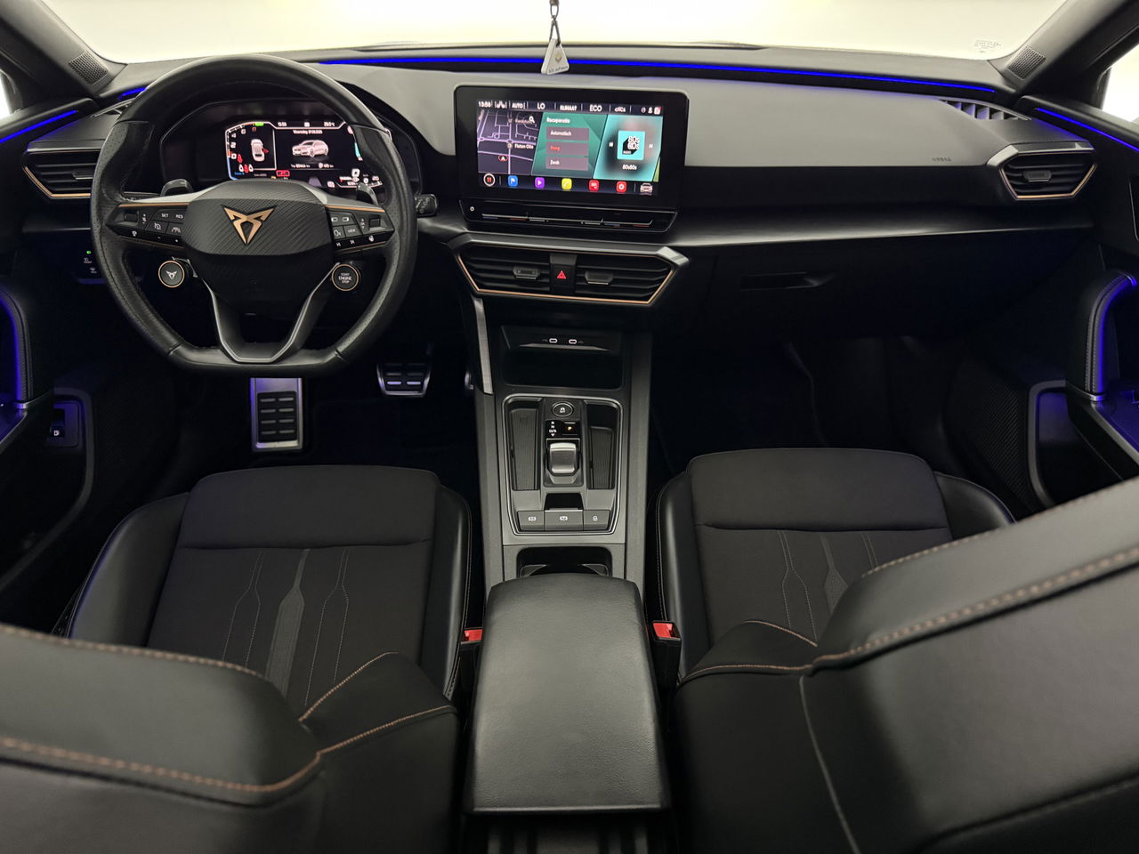 CUPRA Leon Sportstourer 1.4 e-Hybrid VZ Performance | 245PK | Pano | Virtual | Sfeerverl. | Memory | LED | Cruise