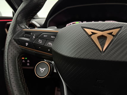 CUPRA Leon Sportstourer 1.4 e-Hybrid VZ Performance | 245PK | Pano | Virtual | Sfeerverl. | Memory | LED | Cruise