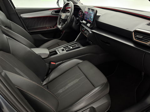 CUPRA Leon Sportstourer 1.4 e-Hybrid VZ Performance | 245PK | Pano | Virtual | Sfeerverl. | Memory l Stuur/Stoelverw. | LED | Adaptive-Cruise