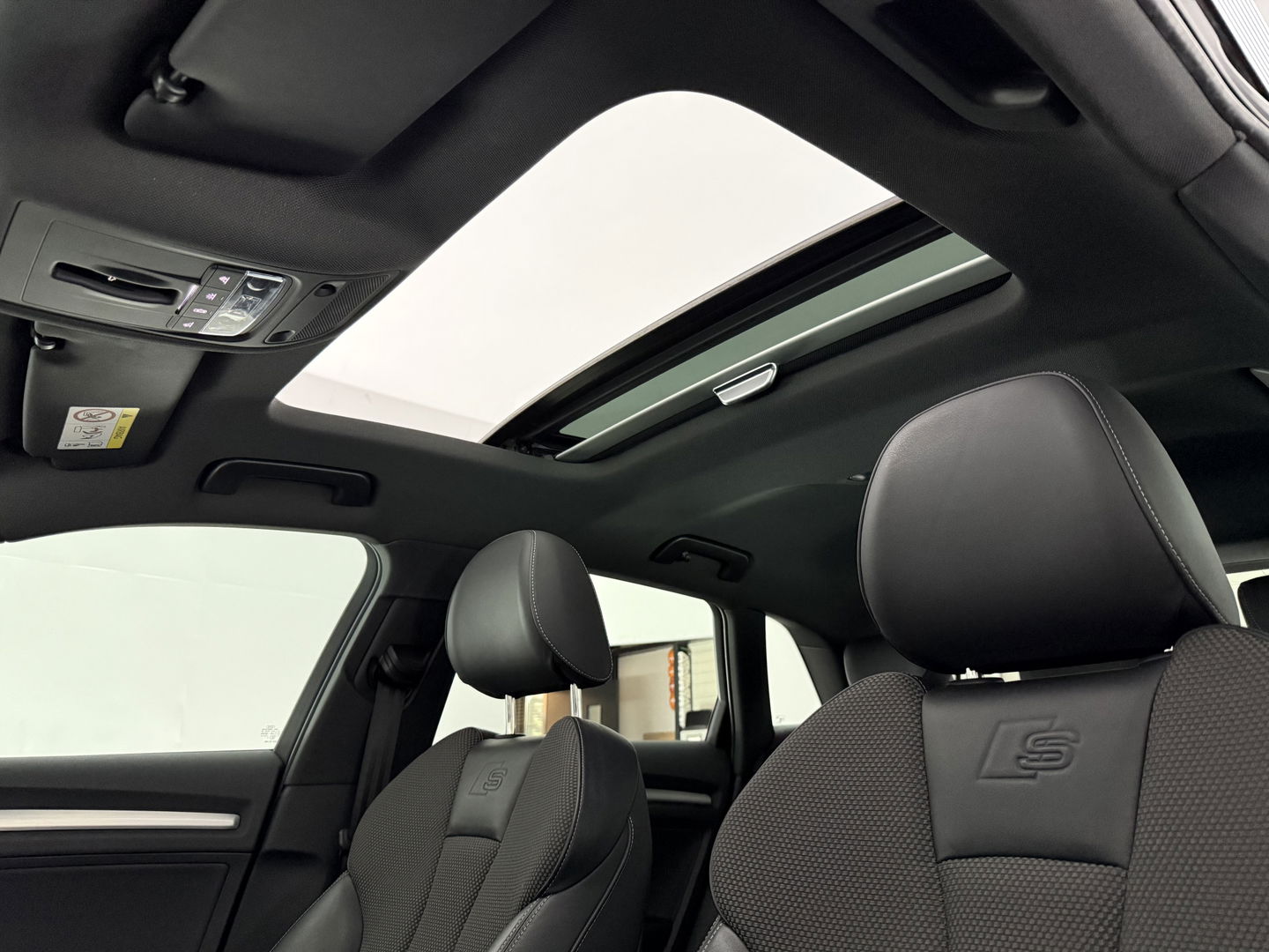 Audi A3 40 e-tron 225PK S-line | Pano | Virtual | LED | Carplay | Adaptive Cruise | Stoelverw. l NAP