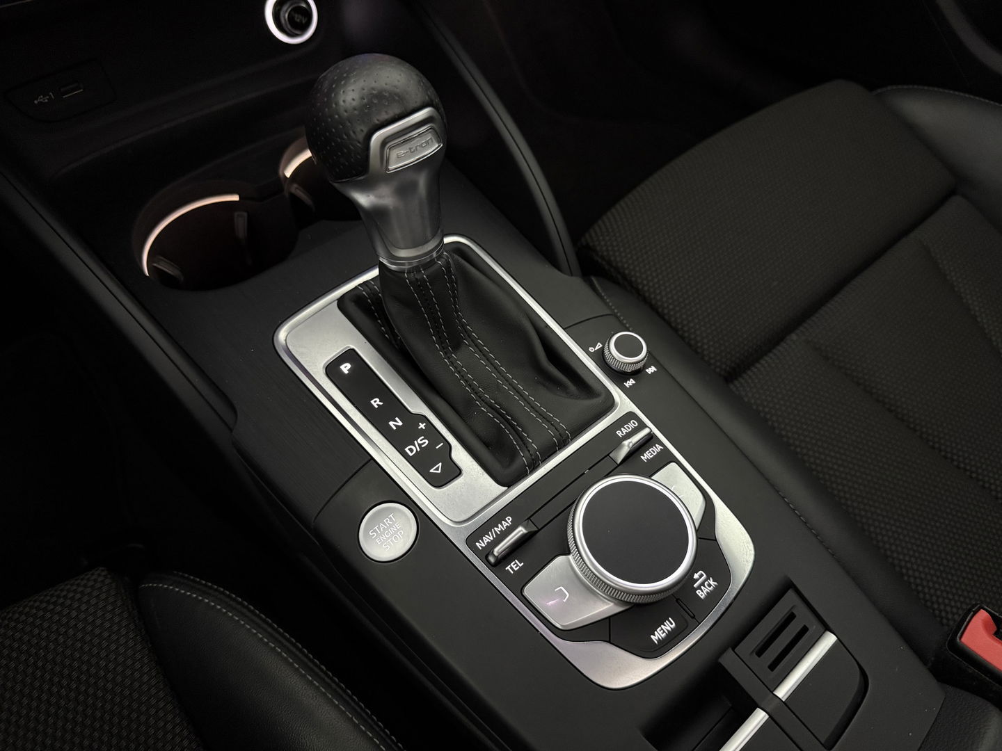 Audi A3 40 e-tron 225PK S-line | Pano | Virtual | LED | Carplay | Adaptive Cruise | Stoelverw. l NAP