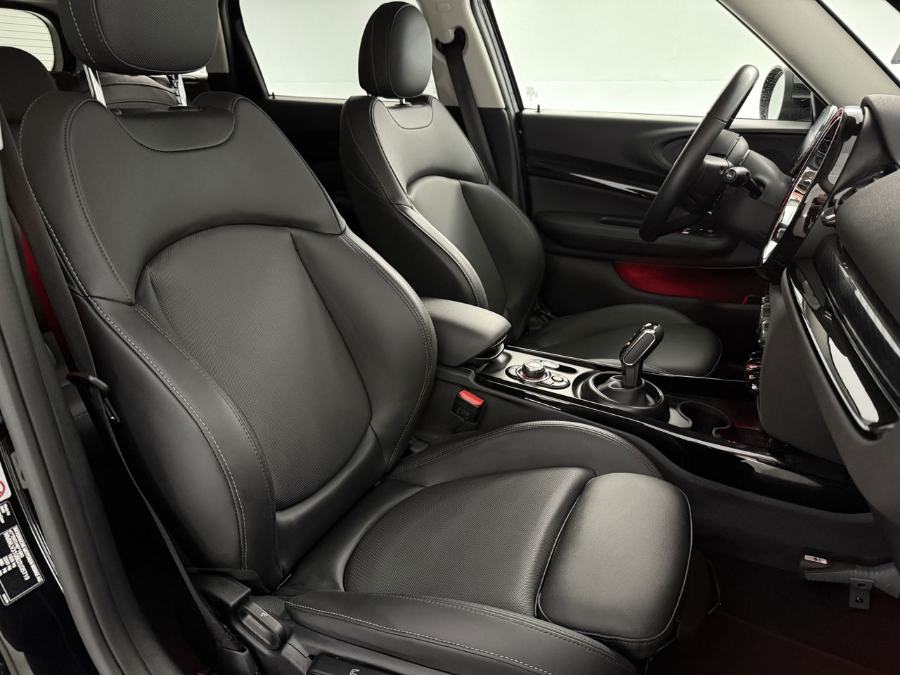 MINI Clubman 1.5 Cooper Classic | Sfeerverl | Virtual | Camera | LED | Carplay | Leder | NAP
