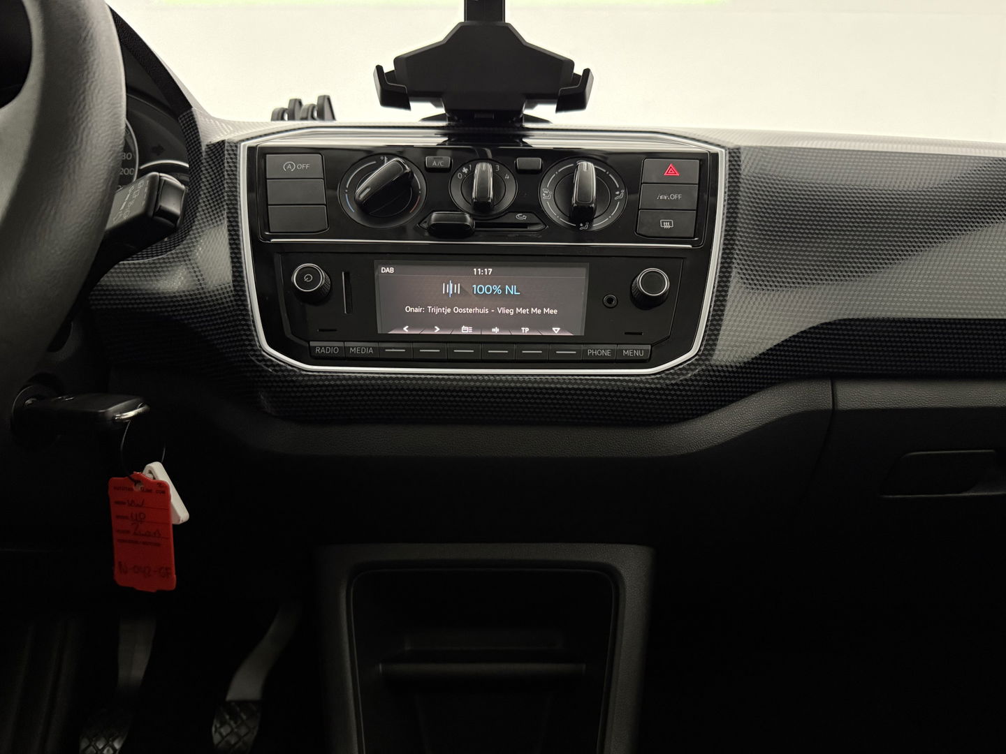 Volkswagen up! 1.0 | LED | Airco | Bluetooth | Orig. NL | DAB+