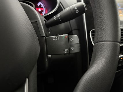 Renault Clio 0.9 TCe Zen Estate | LED | Cruise | Navigatie | Parkeersens. | NAP